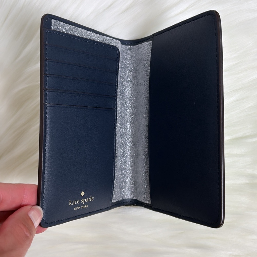 NWT💃Kate Spade Grand Slam Passport Holder - Picture 2 of 4